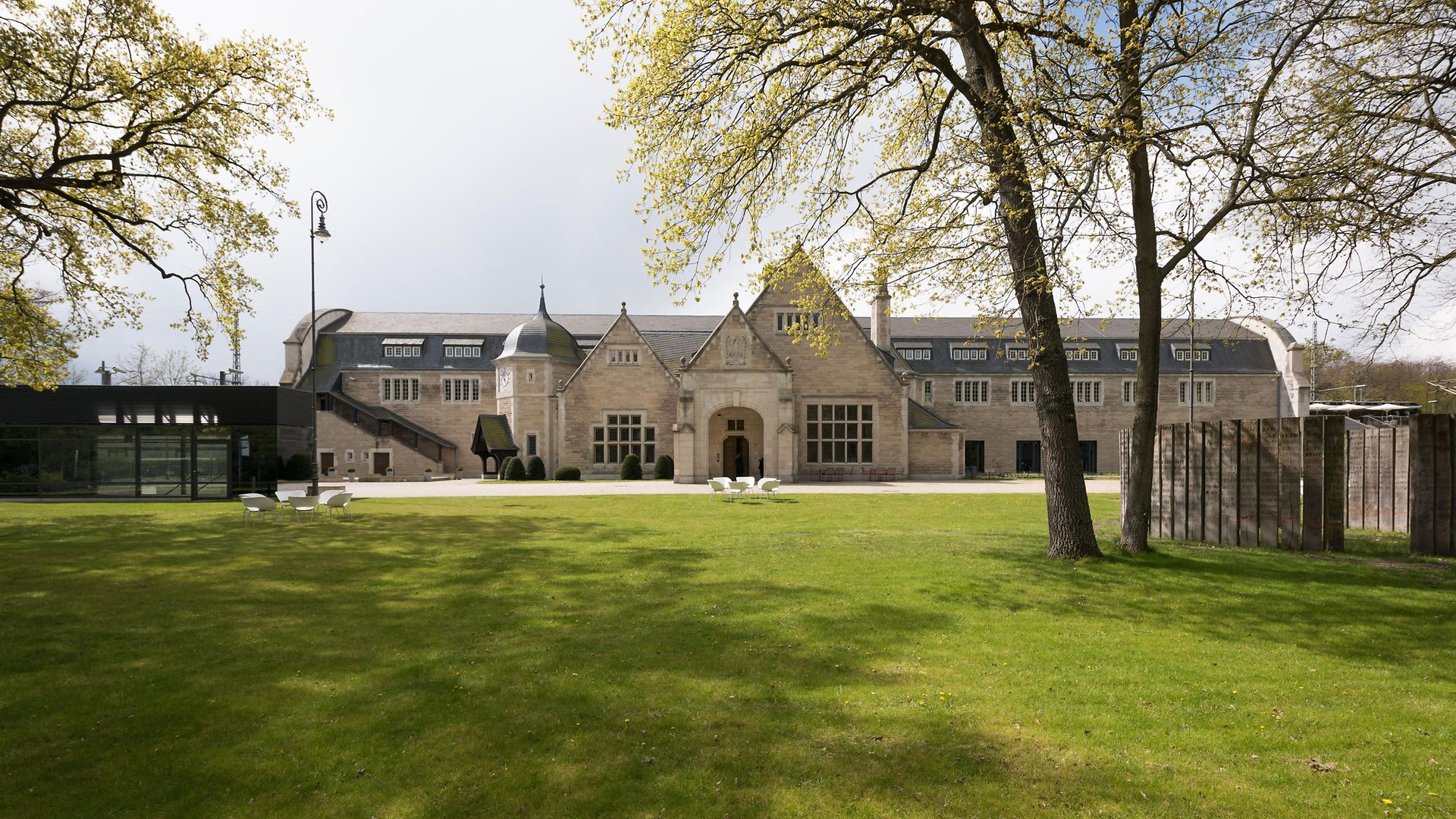 Kaiserbahnhof-Potsdam_von Recklinghausen